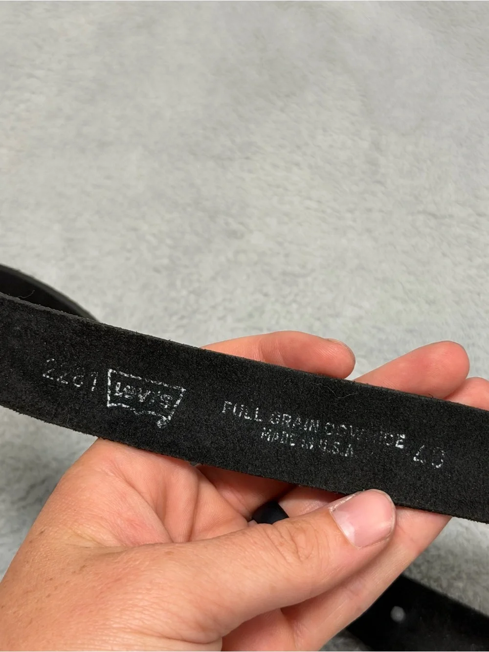 Vintage Levis Belt Made In USA Full Grain Cowhide Black Metal Logo Plate 2281